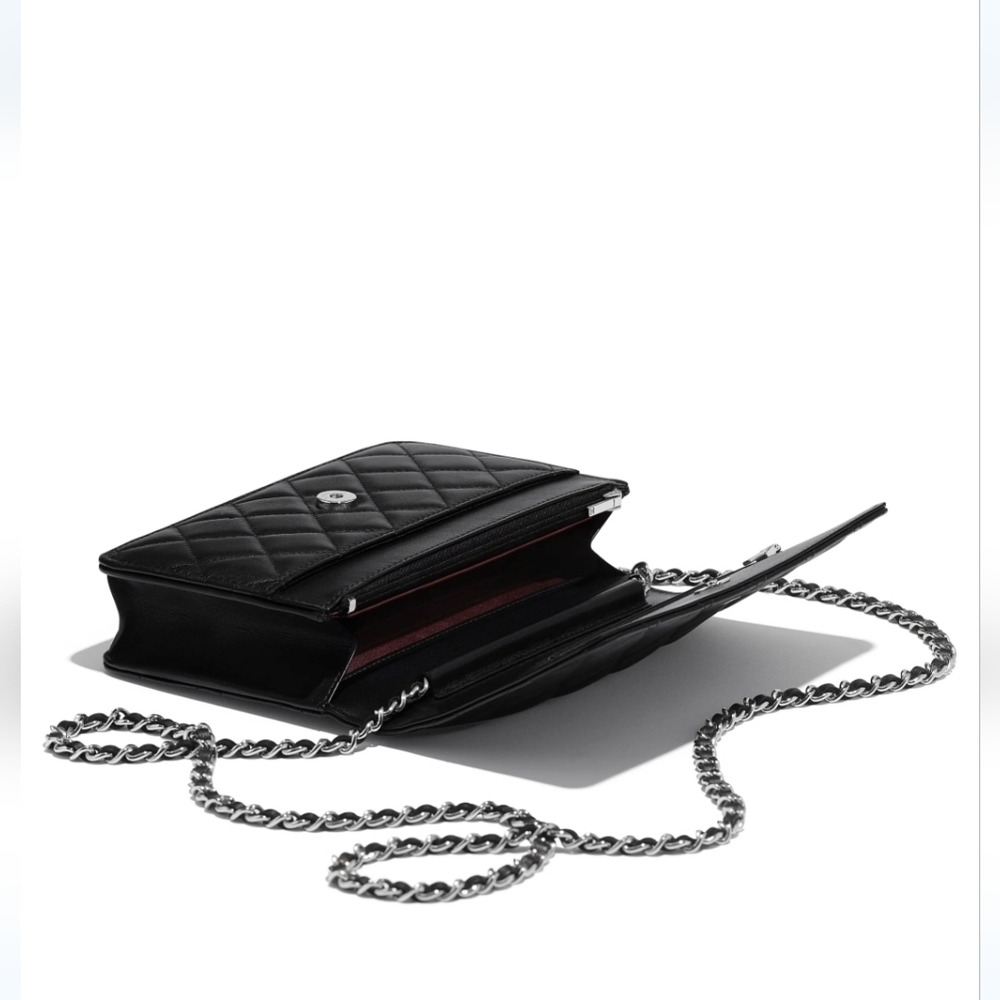 Classic Chanel lambskin wallet on chain black with gold - Picture 12 of 16